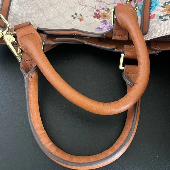 Steve Madden Beige Floral Tote with Brown Accents - Picture 3 of 7